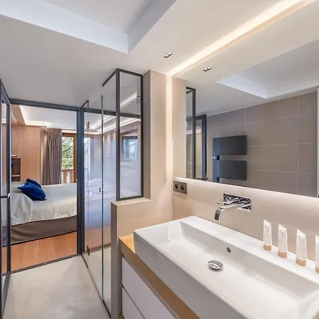 Apartment Triplex Elegant A 1850 Avec Cheminee Et Parking